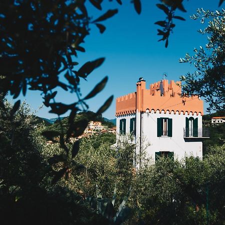 La Torretta Villa Леричи Екстериор снимка