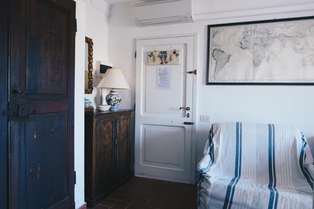 La Torretta Villa Леричи Екстериор снимка